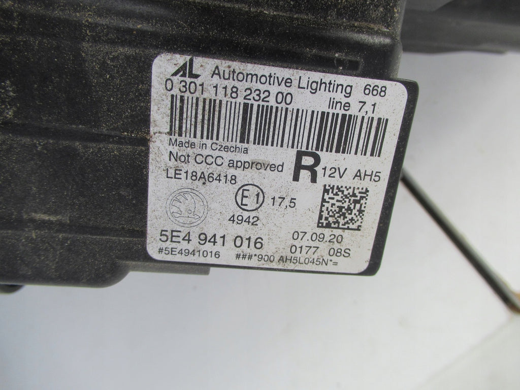 Frontscheinwerfer Skoda Octavia 5E4941016 LED Rechts Scheinwerfer Headlight SCH2803061220bm