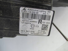 Laden Sie das Bild in den Galerie-Viewer, Frontscheinwerfer Skoda Octavia 5E4941016 LED Rechts Scheinwerfer Headlight SCH2803061220bm