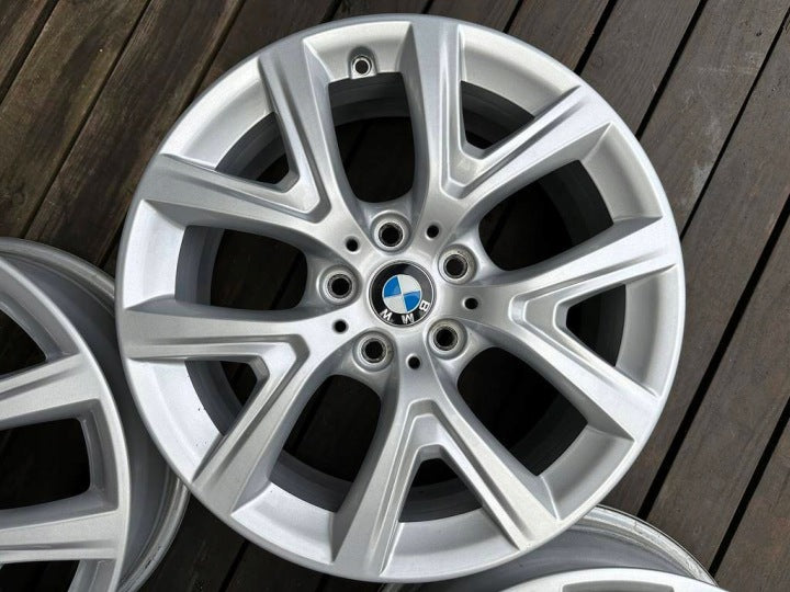 4x Alufelge 17 Zoll 6.5" 5x112 39ET Glanz Silber 6856076 BMW X1 F48 Rim Wheel FEL7050000420nu