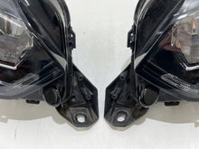 Laden Sie das Bild in den Galerie-Viewer, Frontscheinwerfer Peugeot 73313326 Full LED Ein Stück (Rechts oder Links) SCH7963208564gp