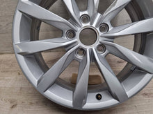Laden Sie das Bild in den Galerie-Viewer, 1x Alufelge 17 Zoll 5G0601025K VW Golf Vii Rim Wheel FEL6257527533lg