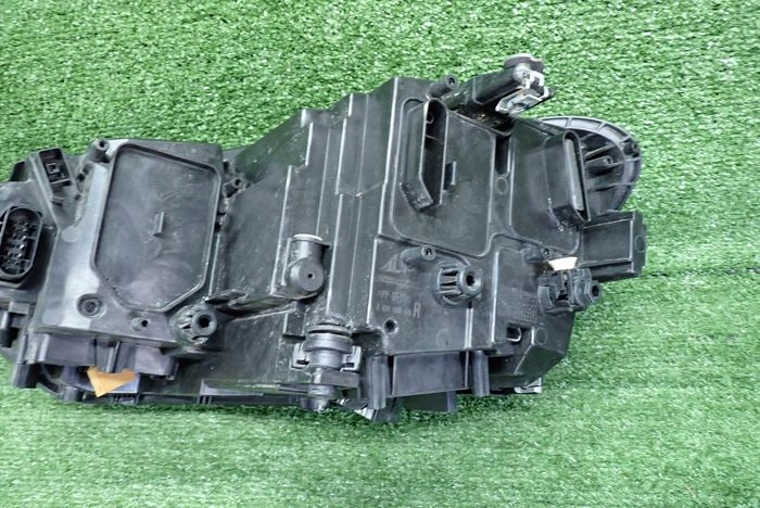 Frontscheinwerfer VW Touran 5TB941036C Rechts Scheinwerfer Headlight SCH5018279544jz