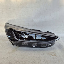 Laden Sie das Bild in den Galerie-Viewer, Frontscheinwerfer Ford Focus NX7B-13E16-AK Full LED Rechts Headlight SCH3397190863um