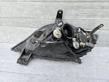 Laden Sie das Bild in den Galerie-Viewer, Frontscheinwerfer Mazda 2 6M7113W029AD Rechts Scheinwerfer Headlight