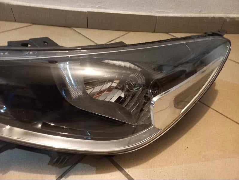 Frontscheinwerfer Kia Rio Links Scheinwerfer Headlight