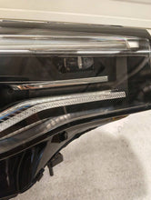 Laden Sie das Bild in den Galerie-Viewer, Frontscheinwerfer BMW X7 G07 9481802-06 Rechts Scheinwerfer Headlight SCH7469377333ns