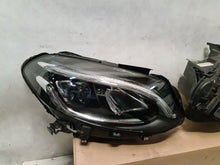 Laden Sie das Bild in den Galerie-Viewer, Frontscheinwerfer Mercedes-Benz W246 A2469066101 A2469066201 LED Ein Satz