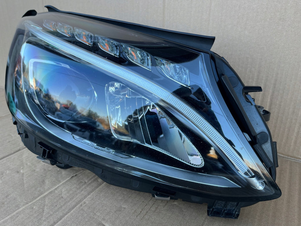 Frontscheinwerfer Mercedes-Benz W205 A2059067403 LED Rechts Headlight SCH9972843520km