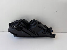 Laden Sie das Bild in den Galerie-Viewer, Frontscheinwerfer Skoda Octavia III 5E1941015C LED Links Scheinwerfer Headlight SCH1812263754mp