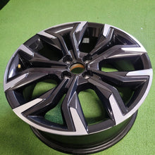 Load image into Gallery viewer, 1x Alufelge 17 Zoll 7.0" 4x100 37ET 403003526R Renault Clio I V Rim Wheel FEL6890405049lp