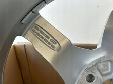 Load image into Gallery viewer, 1x Alufelge 19 Zoll 8S0601025AA Audi Tt Rim Wheel FEL7229578086wp