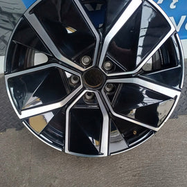 1x Alufelge 18 Zoll 7.5