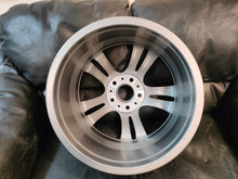 Load image into Gallery viewer, 1x Alufelge 18 Zoll 8.5" 5x120 47ET 6868378 BMW 4 F36 3 F30 F32 F31 Rim Wheel FEL9767813016wl