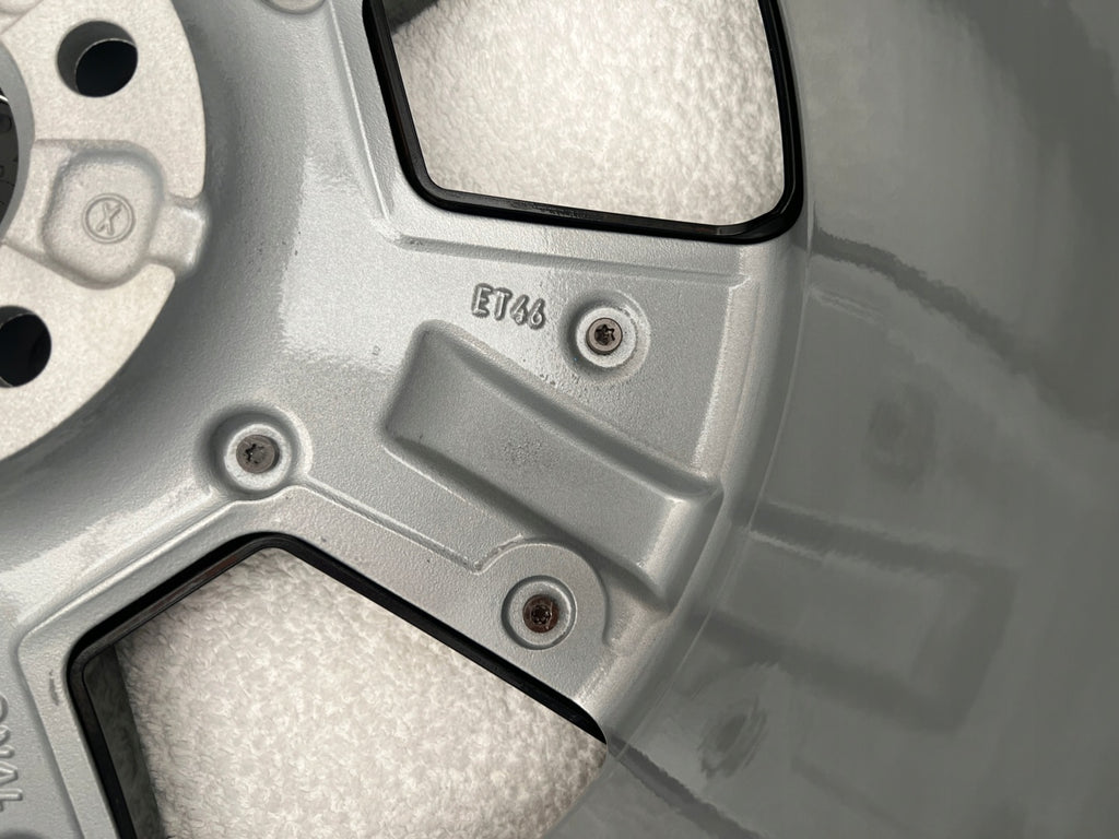 4x Alufelge 17 Zoll 7.5" 5x100 46ET Glanz Silber 82A601025H Audi Rim Wheel FEL6393954723ev