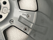 Laden Sie das Bild in den Galerie-Viewer, 4x Alufelge 17 Zoll 7.5" 5x100 46ET Glanz Silber 82A601025H Audi Rim Wheel FEL6393954723ev