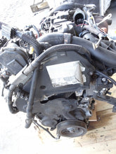 Laden Sie das Bild in den Galerie-Viewer, Motor Peugeot 5008 9H05 1.6 HDI 120TKm 2013 Diesel Engine Komplett