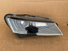 Laden Sie das Bild in den Galerie-Viewer, Frontscheinwerfer Skoda Superb III 3V1941016B Xenon Rechts Headlight