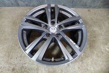 Laden Sie das Bild in den Galerie-Viewer, 1x Alufelge 17 Zoll KBA50930 VW Golf Vii Rim Wheel FEL6780436954ul