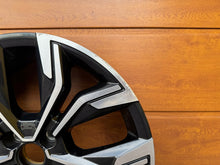 Laden Sie das Bild in den Galerie-Viewer, 1x Alufelge 17 Zoll 7.0&quot; 4x100 37ET 403007341R Renault Clio V Rim Wheel