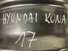 Load image into Gallery viewer, 1x Alufelge 17 Zoll 7.0" 5x114.3 50ET 52910-DD100 Hyundai Kona Rim Wheel FEL9043388068ry