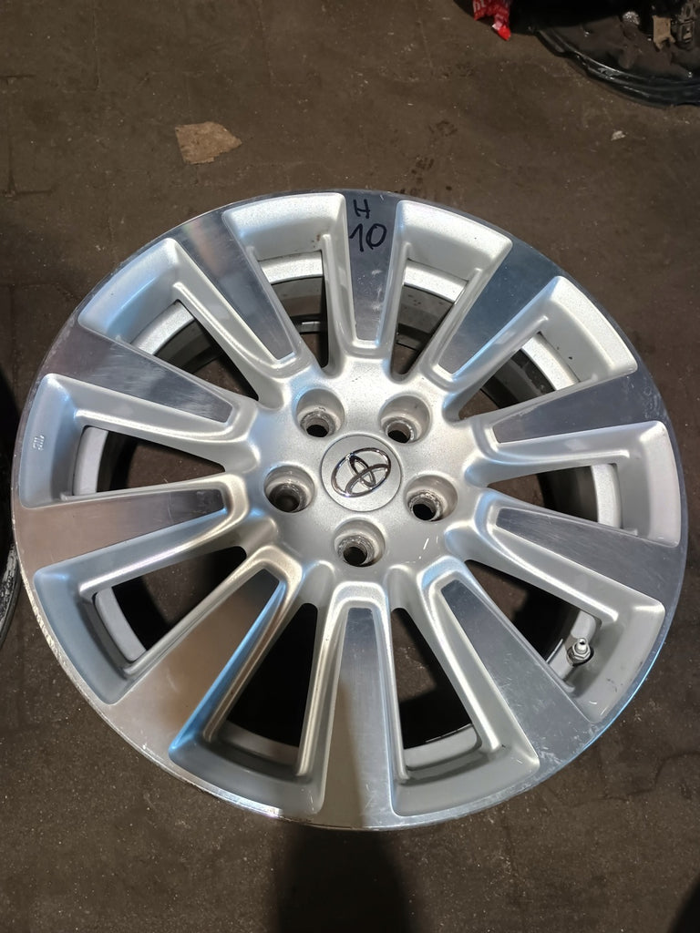 1x Alufelge 18 Zoll 7.0" 5x114.3 35ET Glanz Silber Toyota Sienna Rim Wheel FEL6427911013cd