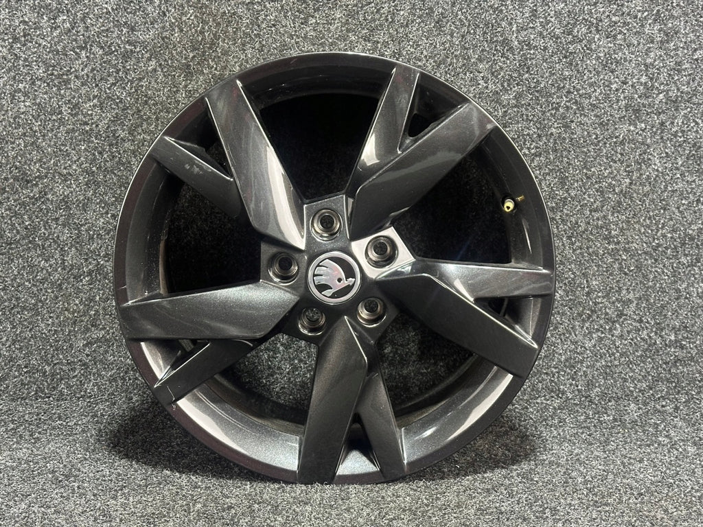 1x Alufelge 17 Zoll 6.5" 5x112 46ET Glanz Silber 5E3601025 Skoda Octavia Iv FEL2200754031tg