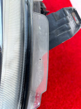 Load image into Gallery viewer, Frontscheinwerfer Mercedes-Benz W163 1638200749 Rechts Scheinwerfer Headlight