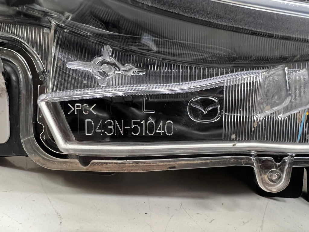 Frontscheinwerfer Mazda 2 D43N-51040 LED Links Scheinwerfer Headlight