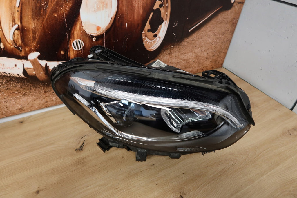 Frontscheinwerfer Mercedes-Benz W246 W2469067001 LED Rechts Headlight SCH6885059342zx