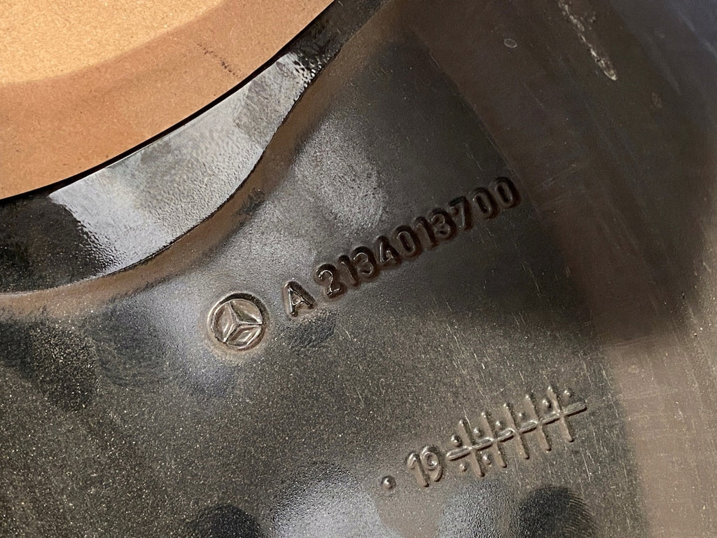 1x Alufelge 18 Zoll 8.0" 5x112 43ET A2134013700 Mercedes-Benz W213 Rim Wheel