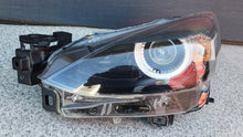 Laden Sie das Bild in den Galerie-Viewer, Frontscheinwerfer Mazda 2 Dj LED Links Scheinwerfer Headlight