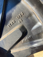 Load image into Gallery viewer, 1x Alufelge 17 Zoll 6.5&quot; 5x114.3 N8670112 Nissan Rim Wheel