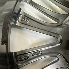 Laden Sie das Bild in den Galerie-Viewer, 1x Alufelge 18 Zoll 7.5&quot; 5x108 50ET LV4J-1007-A1A Ford Rim Wheel