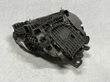 Laden Sie das Bild in den Galerie-Viewer, Frontscheinwerfer Porsche Taycan 9J1941031D- LED Links Scheinwerfer Headlight SCH4161733776bc