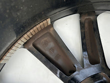 Laden Sie das Bild in den Galerie-Viewer, 1x Alufelge 19 Zoll 8.0&quot; 5x112 47ET 2GA601025AK VW T-Roc Rim Wheel