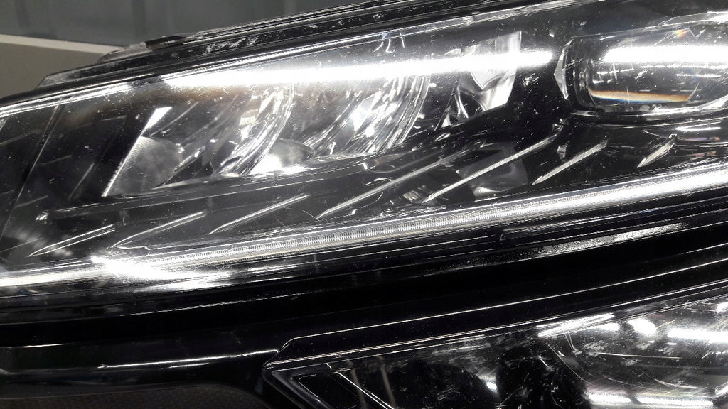 Frontscheinwerfer Skoda Karoq 57B941015D LED Links Scheinwerfer Headlight SCH1485630490dk