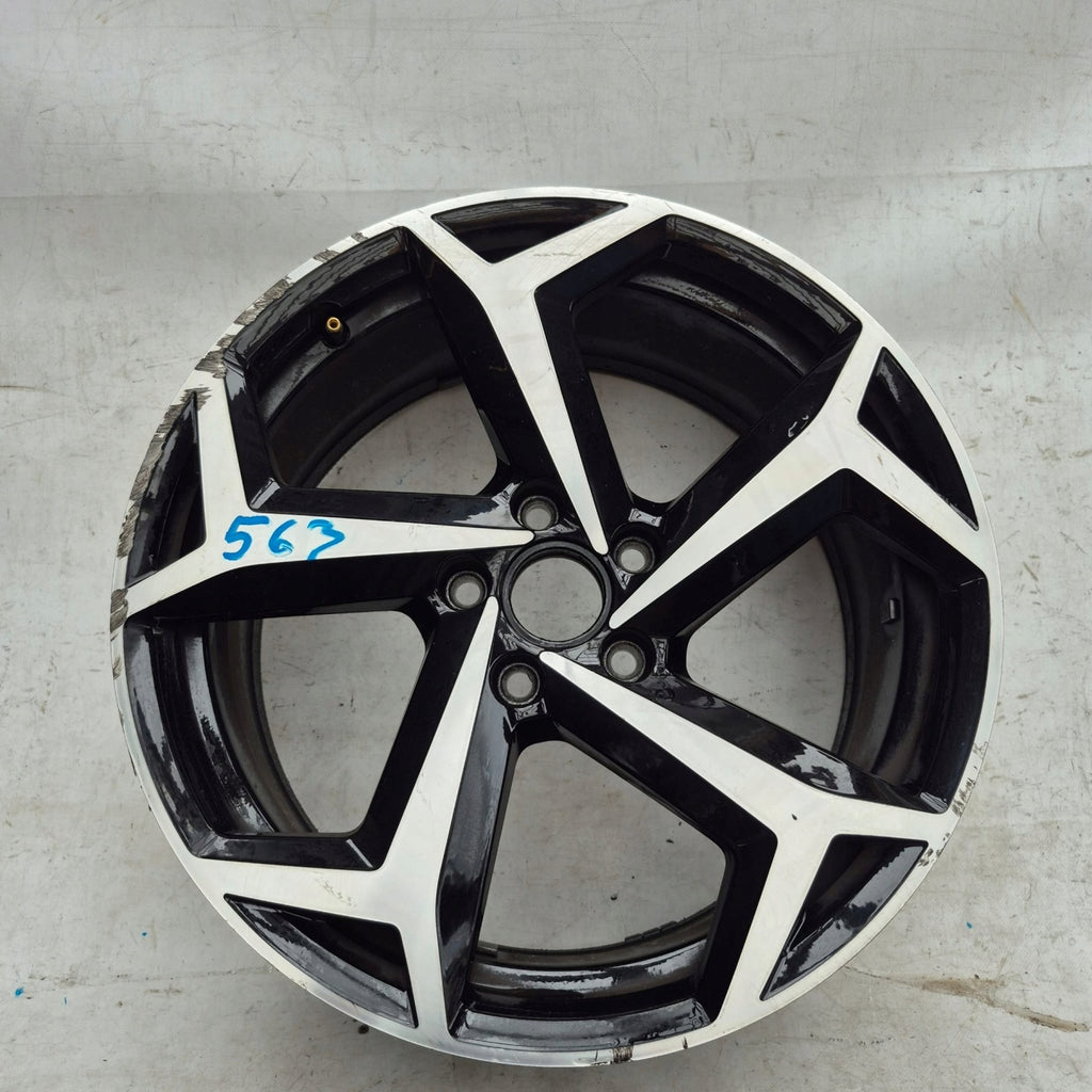 1x Alufelge 18 Zoll 8.0" 5x112 3G0601025BG VW Passat B8 Rim Wheel FEL1575341005km