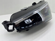 Laden Sie das Bild in den Galerie-Viewer, Frontscheinwerfer Skoda Scala 657941015A Full LED Links Scheinwerfer Headlight SCH6827160303pm