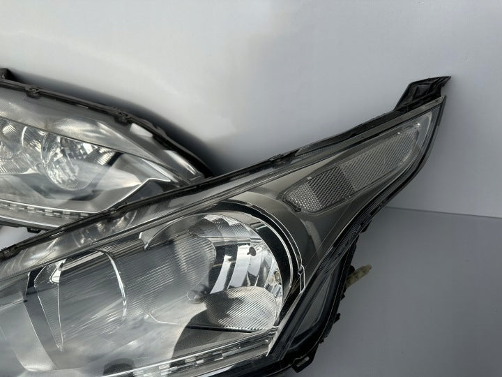Frontscheinwerfer Ford Connect FT11-13W030AA FT11-13W029AA Ein Satz Headlight SCH9698543786tq