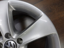 Laden Sie das Bild in den Galerie-Viewer, 4x Alufelge 17 Zoll 6.5" 5x112 39ET 3C8601025F VW Scirocco Rim Wheel FEL4849834303ev