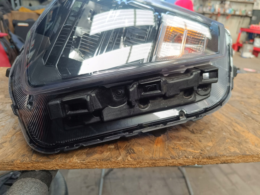 Frontscheinwerfer Hyundai Kona BE92161010 LED Links Scheinwerfer Headlight SCH8232353514bz