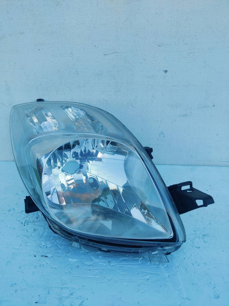 Frontscheinwerfer Toyota Yaris 811300D120 P17502A011A89901061 Rechts Headlight SCH9384664844xf