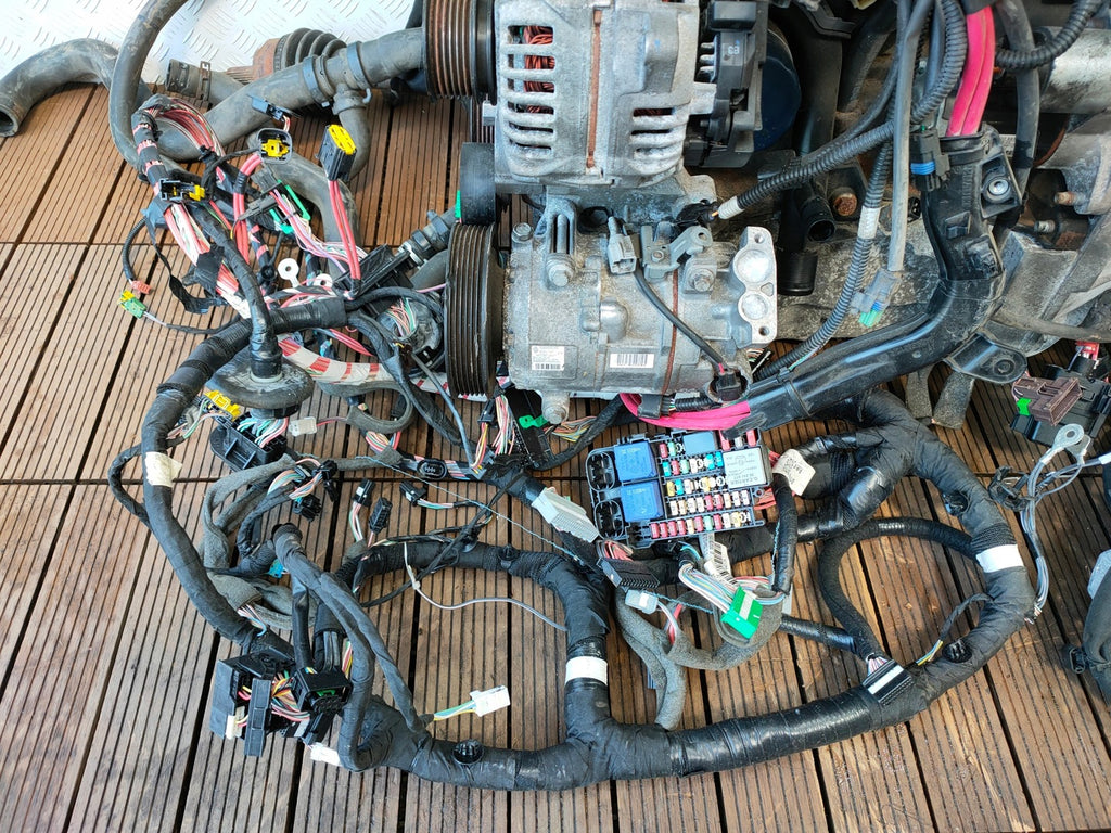 Motor Dacia Renault H4J700 K4MR858 1.4 TCE 121TKm 2008 Benzin Engine Komplett