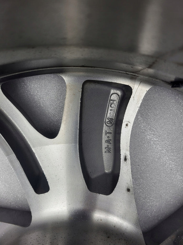 1x Alufelge 18 Zoll 7.0" 5x114.3 38ET Mitsubishi Outlander Rim Wheel