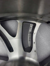 Laden Sie das Bild in den Galerie-Viewer, 1x Alufelge 18 Zoll 7.0&quot; 5x114.3 38ET Mitsubishi Outlander Rim Wheel