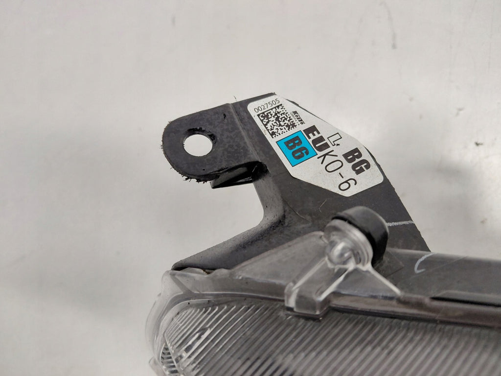 Frontscheinwerfer Toyota Yaris EUK0-6 Links Scheinwerfer Headlight SCH5103700329fj