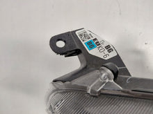 Load image into Gallery viewer, Frontscheinwerfer Toyota Yaris EUK0-6 Links Scheinwerfer Headlight SCH5103700329fj