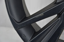 Laden Sie das Bild in den Galerie-Viewer, 1x Alufelge 18 Zoll 7.0" 5x114.3 35ET Matt Schwarz Toyota Rim Wheel FEL2485336221lu