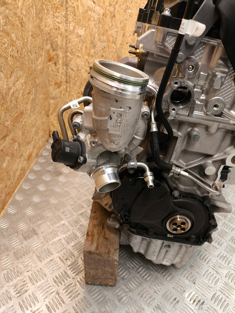 Motor BMW U06 B38A15P 1.5 16TKm Benzin Engine Unkomplett