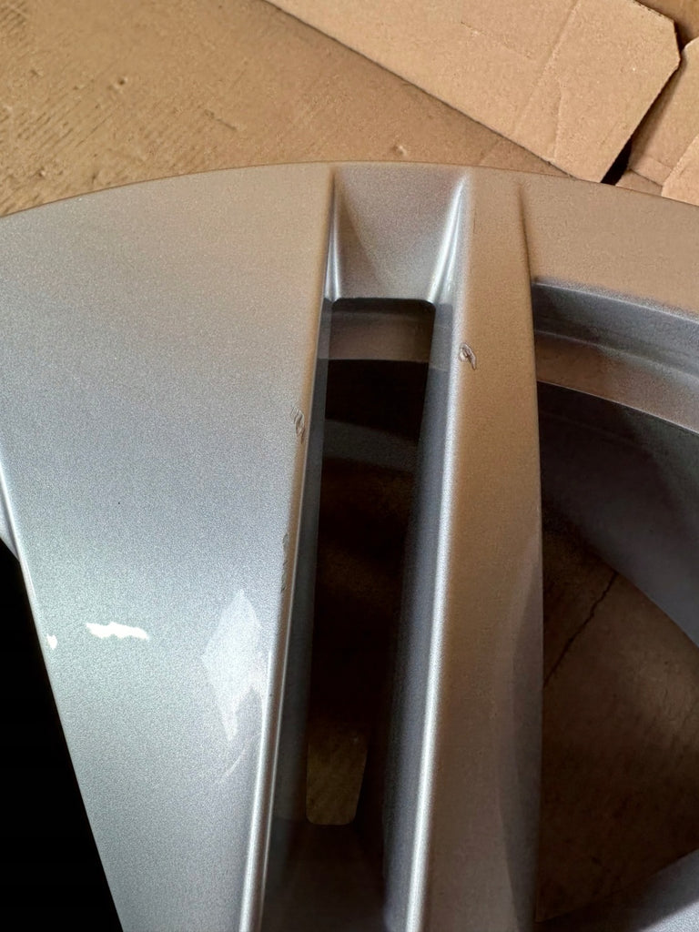 1x Alufelge 19 Zoll 8.0" 5x112 45ET Glanz Silber 5LA601025B Skoda Enyaq FEL4399733341me